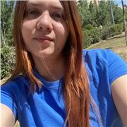 Soy una persona joven, pro activa y responsable, dicto clases de inglés a estudiantes de primaria y ESO en la ciudad de Huesca y también de manera remota/virtual.